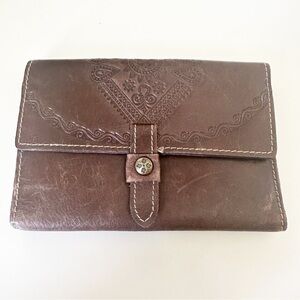 Patricia Nash Colli Flap Trifold Wallet Florence Brown Tooled Leather P32777